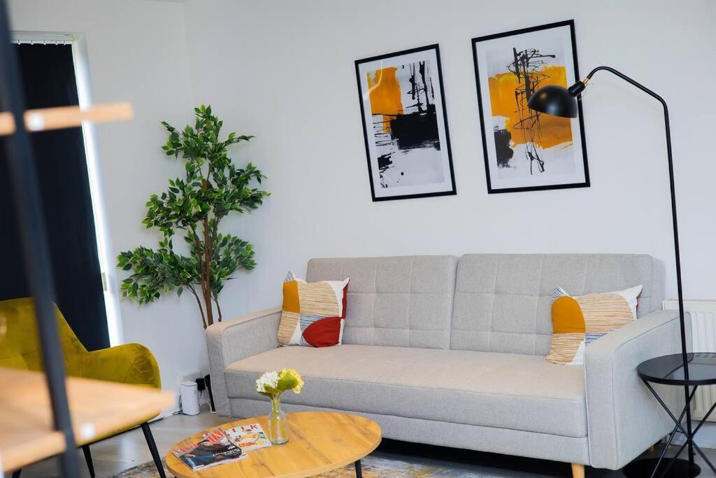 Isinmi Home - Close To Mcr City Manchester Exteriör bild